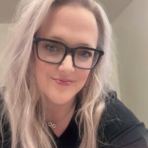 Meet your Posher, Erica